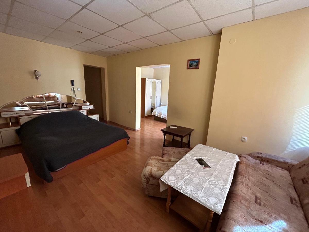 Hotel Rade 2 Vratsa Eksteriør bilde